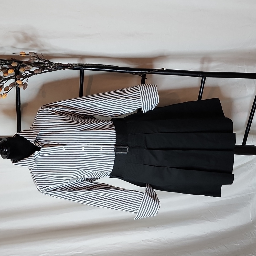 BURBERRY Belted Skirt 8